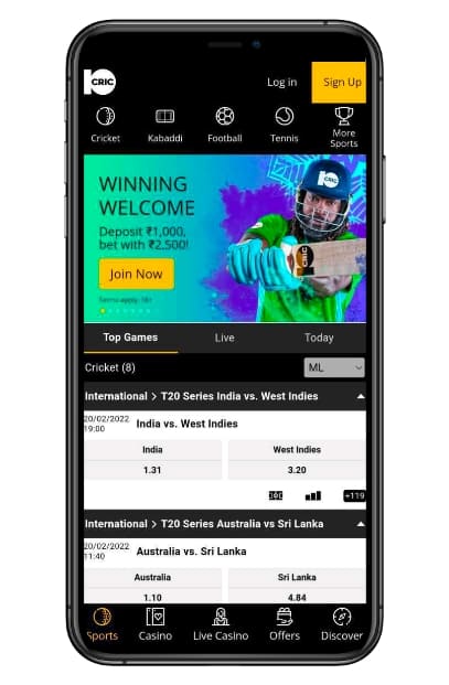 10Cric Android betting app displayed on a smart phone